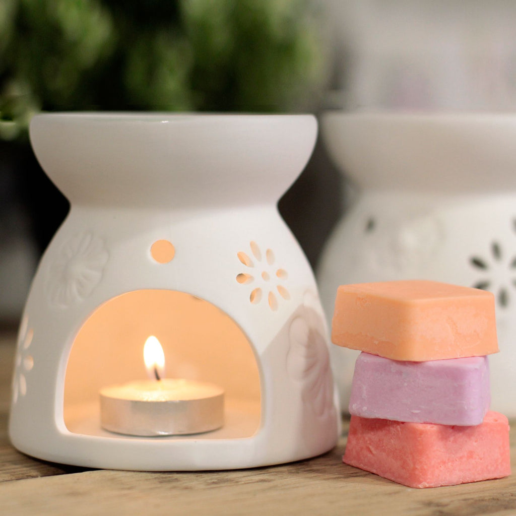 Agnes + Cat Wax Melter with Four Soy Wax Melts – Floral Ceramic Burner